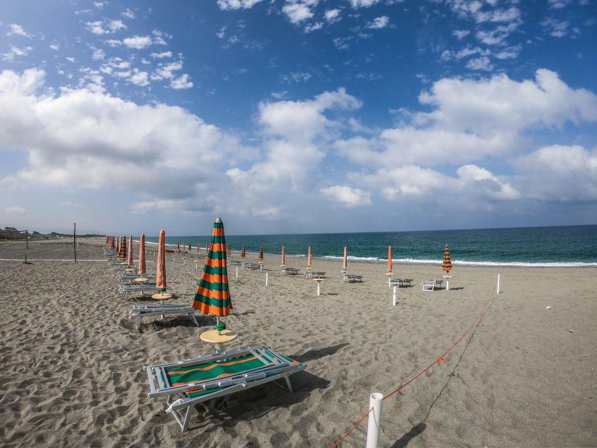B&B Pineta Mare Lamezia Terme Exterior foto